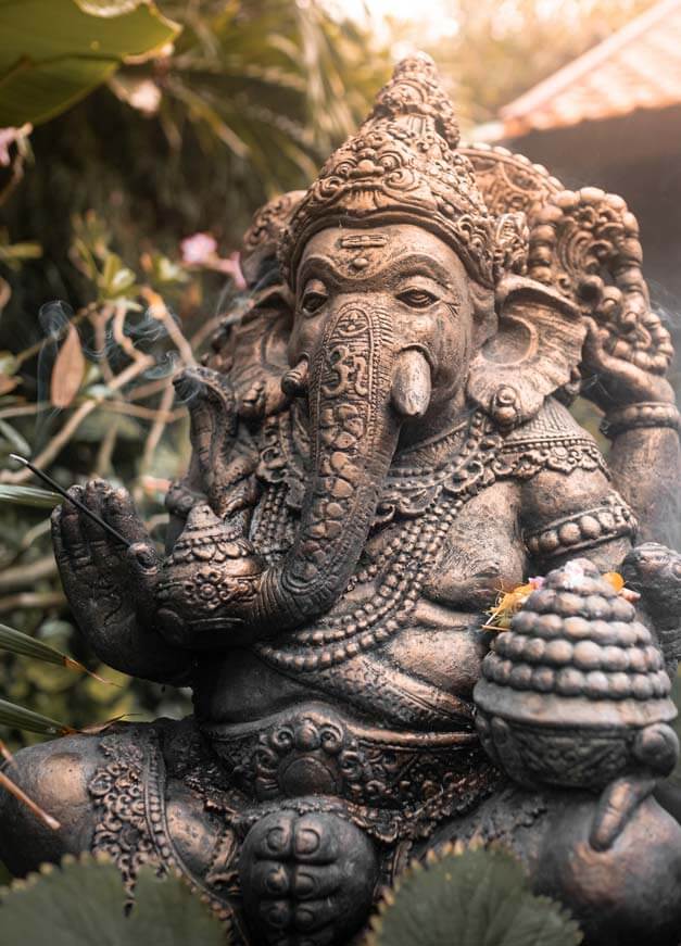 sculpture of hindu god ganesh