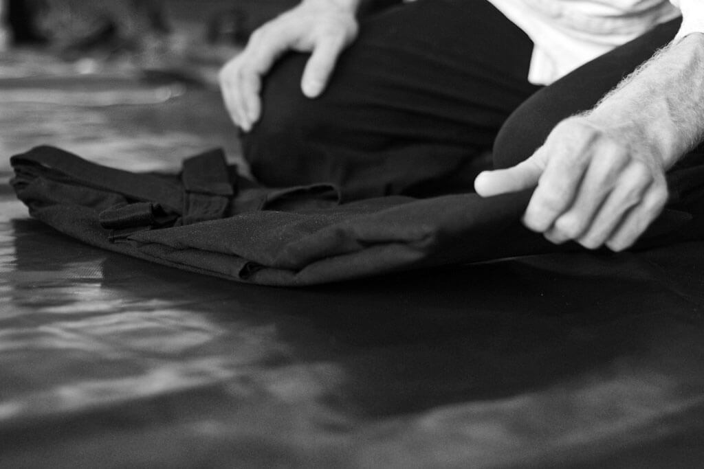folding aikido hakama